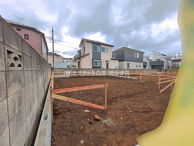 現地のご見学予約もスタートしました。周辺で売りに出ている物件も沢山御座います。まとめてご見学ができますのでお気軽にお申しつけください。