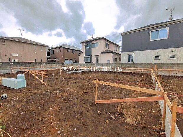 現地のご見学予約もスタートしました。周辺で売りに出ている物件も沢山御座います。まとめてご見学ができますのでお気軽にお申しつけください。 