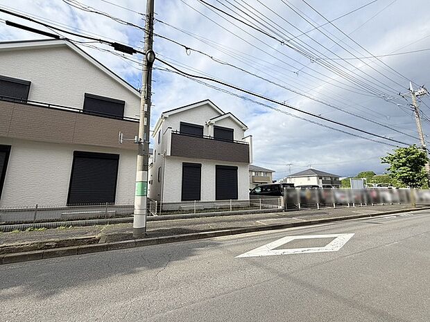 建物が完成しましたので室内のご見学予約スタート。当日のご見学予約も大歓迎です。お気軽にご連絡ください。エステート白馬国分寺店は火曜水曜も営業しております。