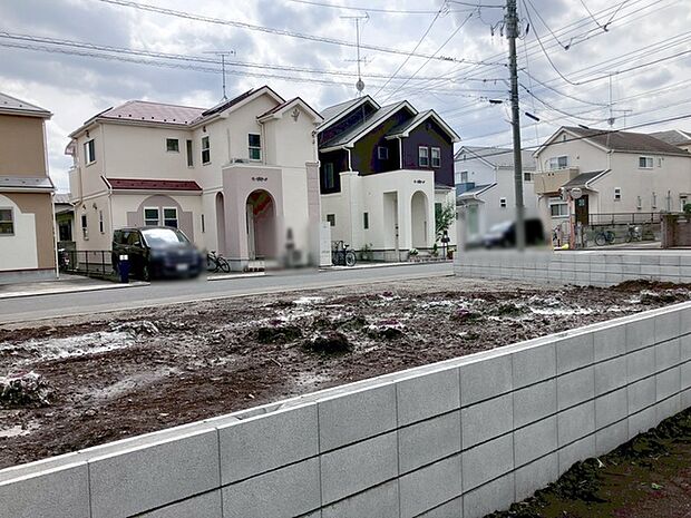 建物のモデルハウスのご見学予約もスタートしました。当日のご見学予約も大歓迎ですので、お気軽にお問合せください。