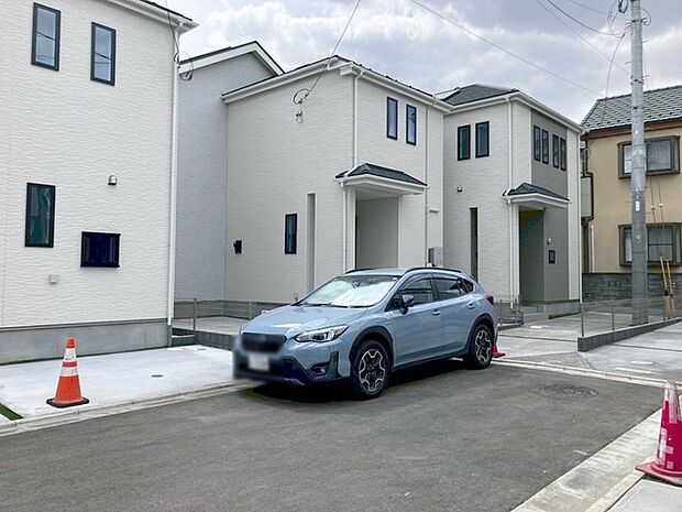 周辺は住宅が建ち並ぶ閑静な住宅街です。 