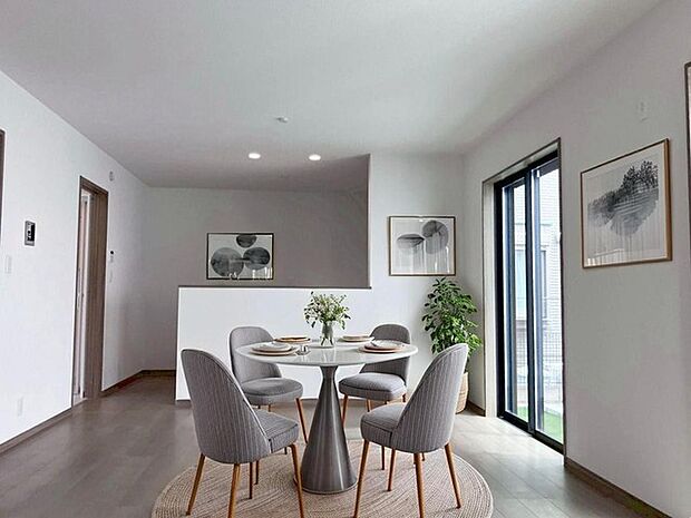 本画像はCGで作成しており、実際に現地に家具は置かれておりません。また、価格に家具は含まれておりません。 