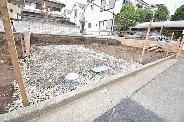 建物のモデルハウスのご見学予約もスタートしました。当日のご見学予約も大歓迎ですので、お気軽にお問合せください。