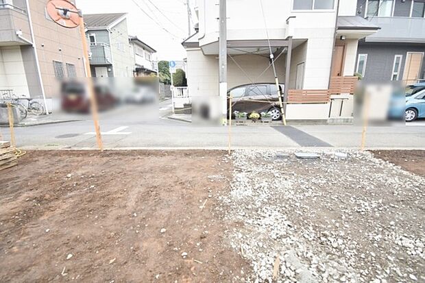 周辺のエリアで他にも沢山売りに出ている物件があります。インターネット掲載前の情報などもありますのでお気軽にお問合せください。まとめてご見学できます。