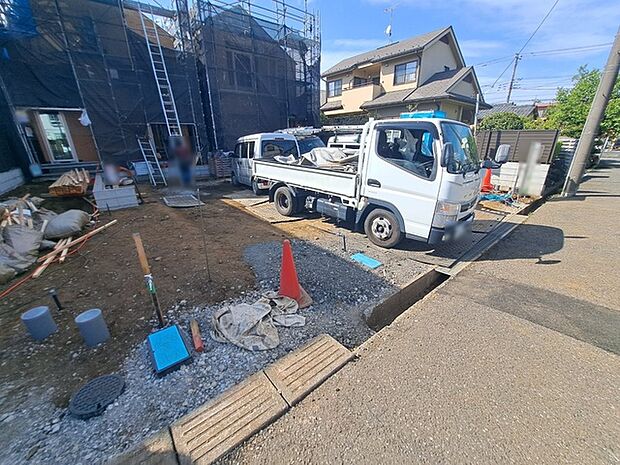 現在建物を建築中です、建築中の物件については現地確認の他、同施工会社の完成施工例のご案内、担当者のプレゼンテーションにてご検討ください。適切なご検討の方法をご説明させて頂きます。 