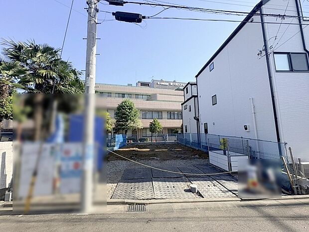 現在建物を建築中です、建築中の物件については現地確認の他、同施工会社の完成施工例のご案内、担当者のプレゼンテーションにてご検討ください。適切なご検討の方法をご説明させて頂きます。
