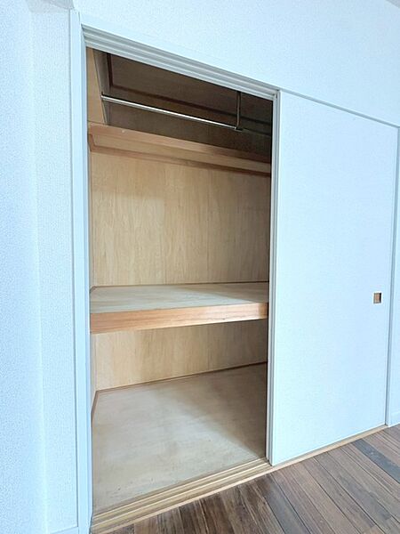 現地のご見学予約もスタートしました。周辺で売りに出ている物件も沢山御座います。まとめてご見学ができますのでお気軽にお申しつけください。