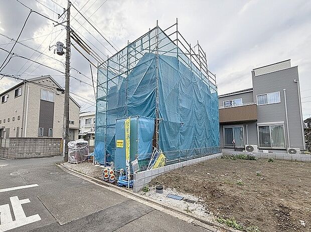 周辺のエリアで他にも沢山売りに出ている物件があります。インターネット掲載前の情報などもありますのでお気軽にお問合せください。まとめてご見学できます。