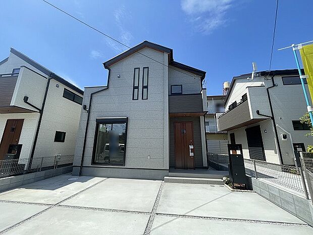 建物が完成しましたので室内のご見学予約スタート。当日のご見学予約も大歓迎です。お気軽にご連絡ください。他にもインターネットに掲載していない情報も沢山ありますので、比較で併せてご見学ができます。