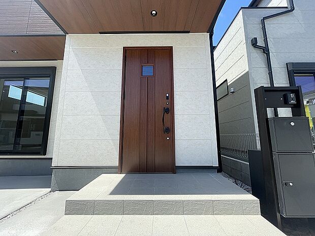 現地のご見学予約もスタートしました。周辺で売りに出ている物件も沢山御座います。まとめてご見学ができますのでお気軽にお申しつけください。