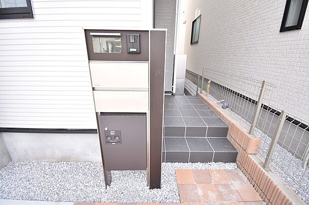 現地のご見学予約もスタートしました。周辺で売りに出ている物件も沢山御座います。まとめてご見学ができますのでお気軽にお申しつけください。 