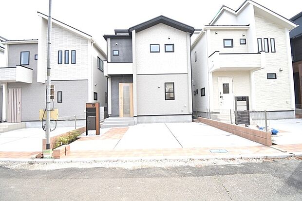 建物が完成しましたので室内のご見学予約スタート。当日のご見学予約も大歓迎です。お気軽にご連絡ください。他にもインターネットに掲載していない情報も沢山ありますので、比較で併せてご見学ができます。 