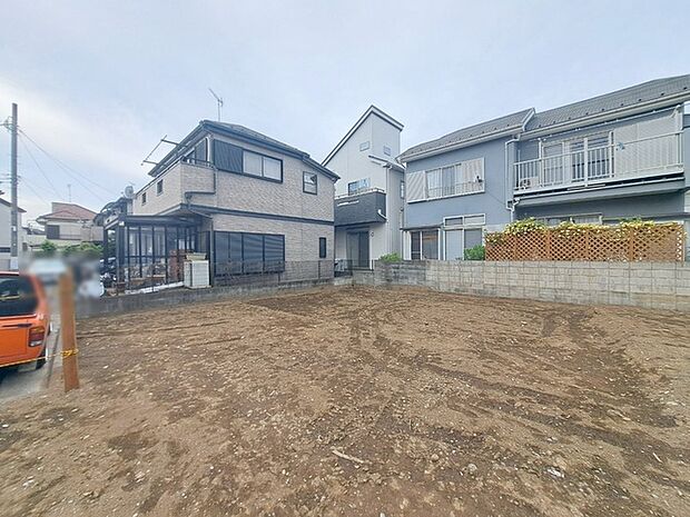 現地のご見学予約もスタートしました。周辺で売りに出ている物件も沢山御座います。まとめてご見学ができますのでお気軽にお申しつけください。
