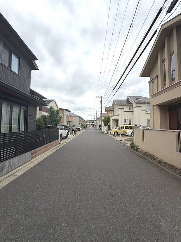 個々の優先事項や好みに基づいて考慮することが重要、 様々なライフスタイル、自分や家族にとってマッチする街並みを選ぶことが大切です。