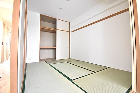 和室がある間取り。畳の香りとともにどこか落ち着く空間です。