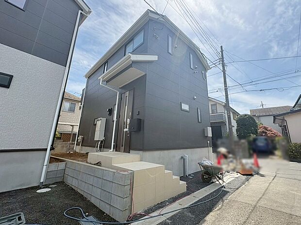 現地のご見学予約もスタートしました。周辺で売りに出ている物件も沢山御座います。まとめてご見学ができますのでお気軽にお申しつけください。