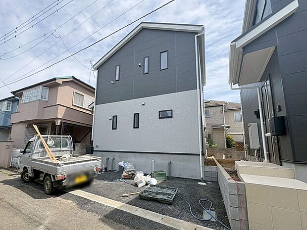建物が完成しましたので室内のご見学予約スタート。当日のご見学予約も大歓迎です。お気軽にご連絡ください。他にもインターネットに掲載していない情報も沢山ありますので、比較で併せてご見学ができます。