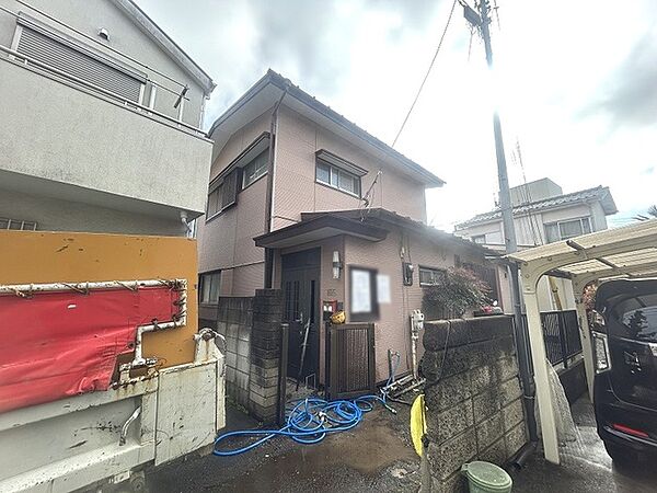 建築条件なしの敷地。弊社グループ「白馬建設」にて建物プランをご提案できます。実際の陽当たりやサイズ感を現地でお確かめください。