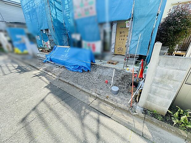 周辺のエリアで他にも沢山売りに出ている物件があります。インターネット掲載前の情報などもありますのでお気軽にお問合せください。まとめてご見学できます。 