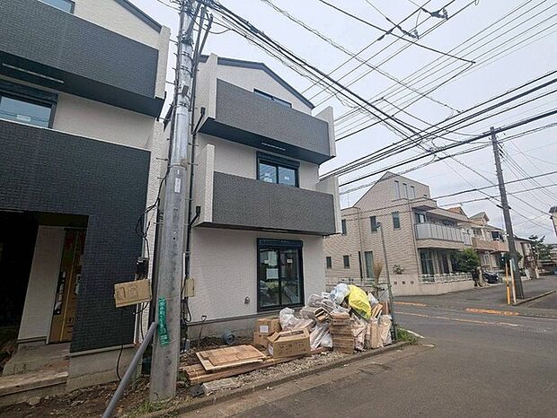 個々の優先事項や好みに基づいて考慮することが重要、 様々なライフスタイル、自分や家族にとってマッチする街並みを選ぶことが大切です。 