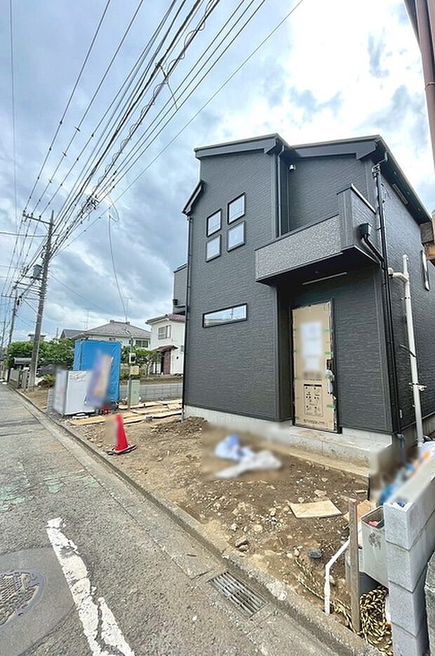 周辺のエリアで他にも沢山売りに出ている物件があります。インターネット掲載前の情報などもありますのでお気軽にお問合せください。まとめてご見学できます。 