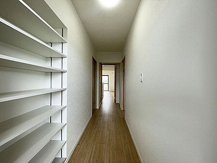 各お部屋に収納が設置されています。 