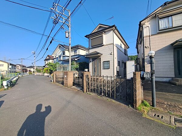 個々の優先事項や好みに基づいて考慮することが重要、 様々なライフスタイル、自分や家族にとってマッチする街並みを選ぶことが大切です。