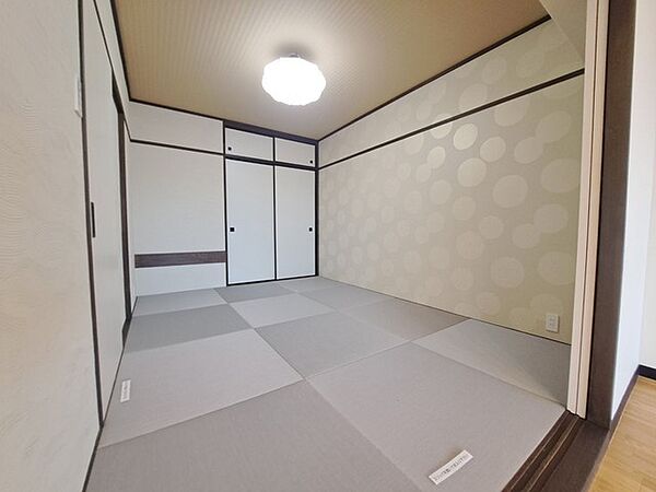 和室がある間取り。畳の香りとともにどこか落ち着く空間です。