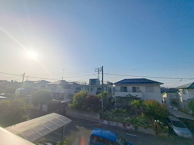 窓からの眺望です。実際に現地で眺望もご確認ください。