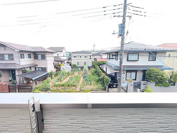 お家からの眺望です。開放感のある眺め。