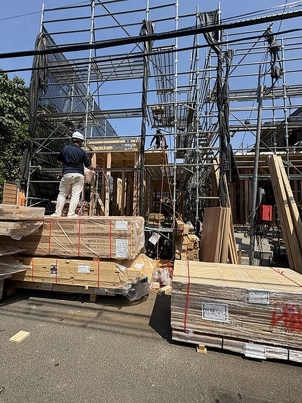 建物のモデルハウスのご見学予約もスタートしました。当日のご見学予約も大歓迎ですので、お気軽にお問合せください。