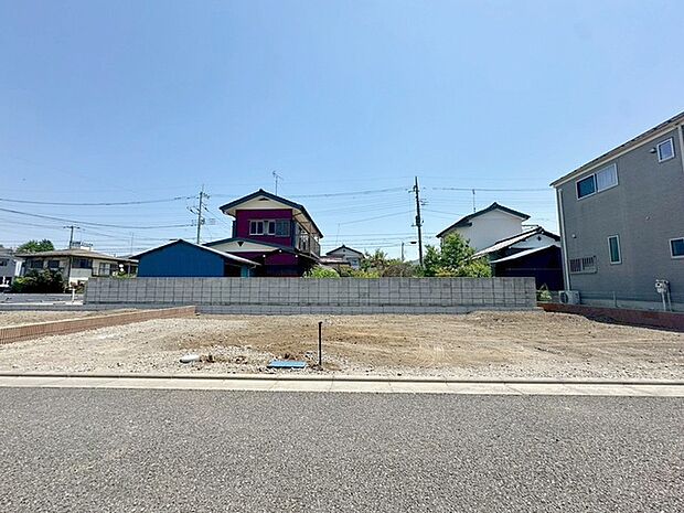 現在建物を建築中です、建築中の物件については現地確認の他、同施工会社の完成施工例のご案内、担当者のプレゼンテーションにてご検討ください。適切なご検討の方法をご説明させて頂きます。 