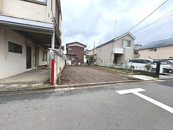 周辺のエリアで他にも沢山売りに出ている物件があります。インターネット掲載前の情報などもありますのでお気軽にお問合せください。まとめてご見学できます。