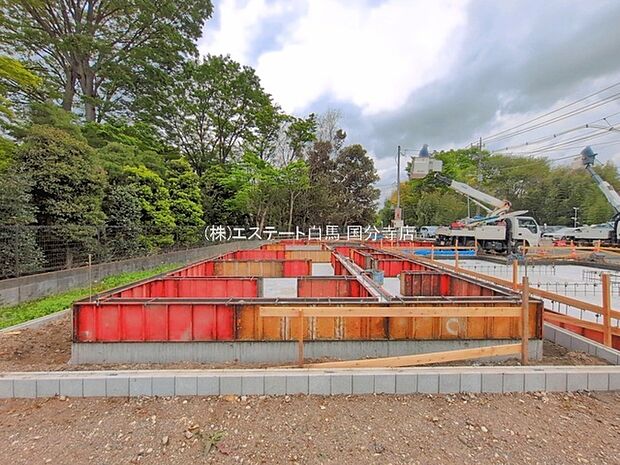 現地のご見学予約もスタートしました。周辺で売りに出ている物件も沢山御座います。まとめてご見学ができますのでお気軽にお申しつけください。