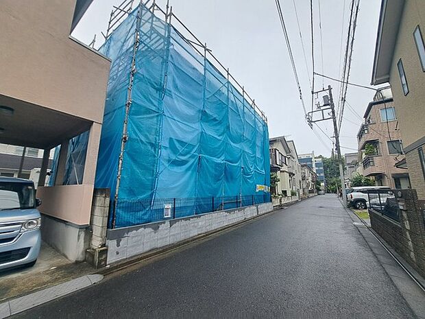 周辺のエリアで他にも沢山売りに出ている物件があります。インターネット掲載前の情報などもありますのでお気軽にお問合せください。まとめてご見学できます。 