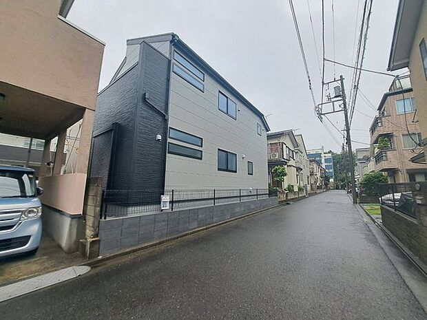 個々の優先事項や好みに基づいて考慮することが重要、 様々なライフスタイル、自分や家族にとってマッチする街並みを選ぶことが大切です。
