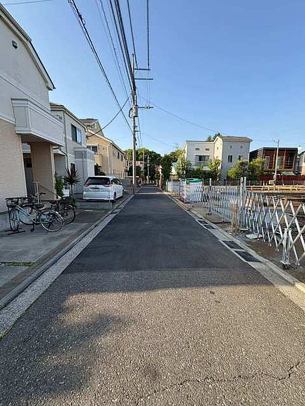 個々の優先事項や好みに基づいて考慮することが重要、 様々なライフスタイル、自分や家族にとってマッチする街並みを選ぶことが大切です。