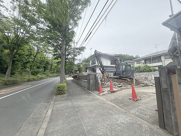周辺のエリアで他にも沢山売りに出ている物件があります。インターネット掲載前の情報などもありますのでお気軽にお問合せください。まとめてご見学できます。