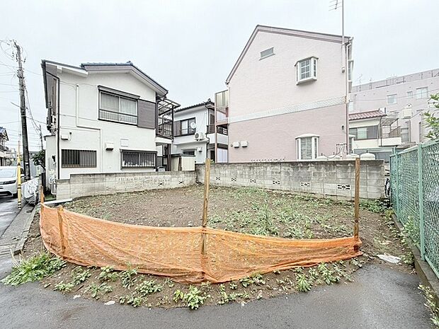 周辺のエリアで他にも沢山売りに出ている物件があります。インターネット掲載前の情報などもありますのでお気軽にお問合せください。まとめてご見学できます。