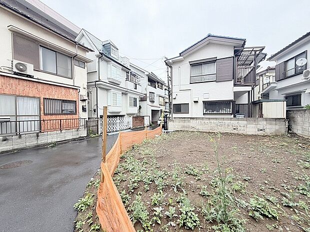 現地のご見学予約もスタートしました。周辺で売りに出ている物件も沢山御座います。まとめてご見学ができますのでお気軽にお申しつけください。 