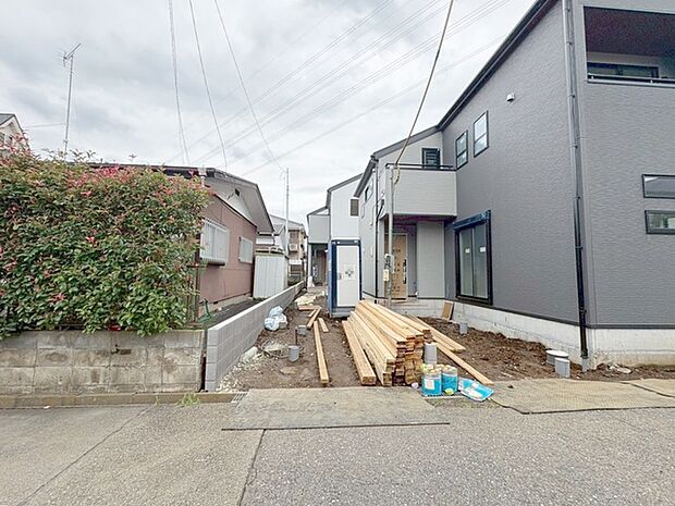 現地のご見学予約もスタートしました。周辺で売りに出ている物件も沢山御座います。まとめてご見学ができますのでお気軽にお申しつけください。