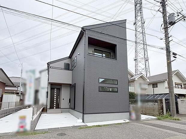 建物が完成しましたので室内のご見学予約スタート。当日のご見学予約も大歓迎です。お気軽にご連絡ください。エステート白馬国分寺店は火曜水曜も営業しております。