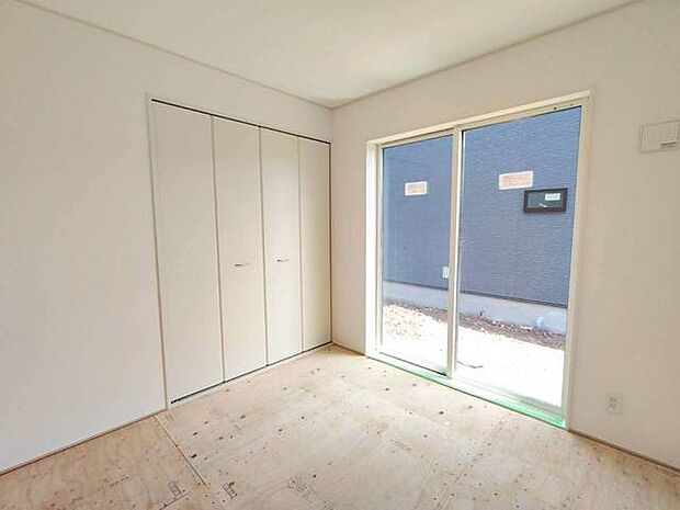 和室がある間取り。畳の香りとともにどこか落ち着く空間です。
