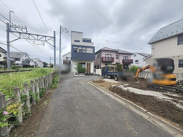 周辺のエリアで他にも沢山売りに出ている物件があります。インターネット掲載前の情報などもありますのでお気軽にお問合せください。まとめてご見学できます。