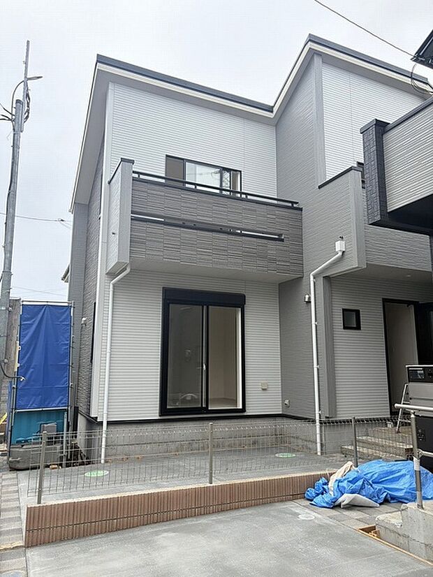 建物が完成しましたので室内のご見学予約スタート。当日のご見学予約も大歓迎です。お気軽にご連絡ください。他にもインターネットに掲載していない情報も沢山ありますので、比較で併せてご見学ができます。