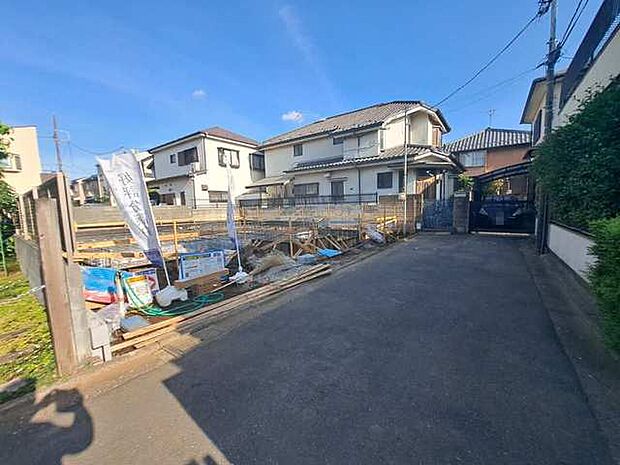 周辺のエリアで他にも沢山売りに出ている物件があります。インターネット掲載前の情報などもありますのでお気軽にお問合せください。まとめてご見学できます。