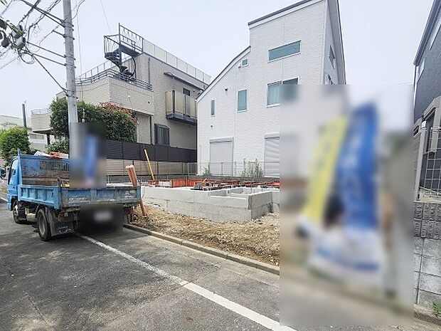現在建物を建築中です、建築中の物件については現地確認の他、同施工会社の完成施工例のご案内、担当者のプレゼンテーションにてご検討ください。適切なご検討の方法をご説明させて頂きます。