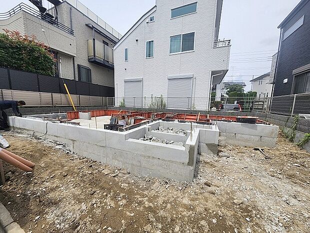 建物のモデルハウスのご見学予約もスタートしました。当日のご見学予約も大歓迎ですので、お気軽にお問合せください。