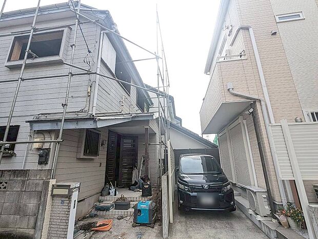 現在建物を建築中です、建築中の物件については現地確認の他、同施工会社の完成施工例のご案内、担当者のプレゼンテーションにてご検討ください。適切なご検討の方法をご説明させて頂きます。