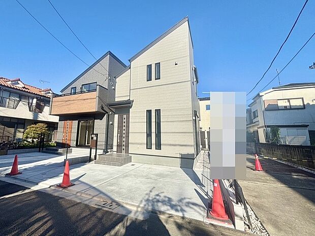 建物が完成しましたので室内のご見学予約スタート。当日のご見学予約も大歓迎です。お気軽にご連絡ください。エステート白馬国分寺店は火曜水曜も営業しております。